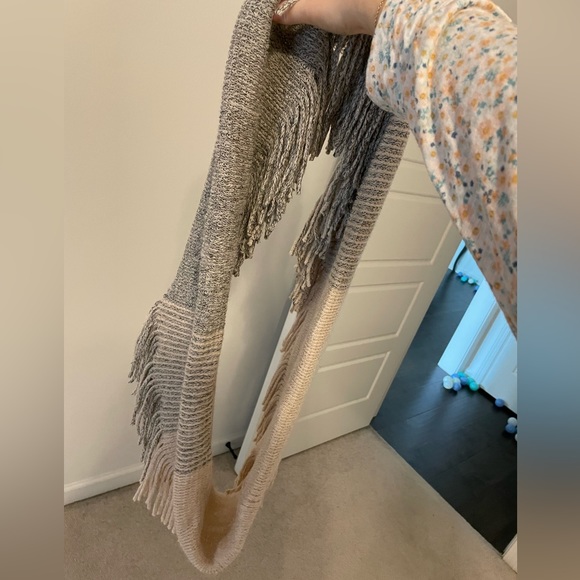 Infinity Scarf - Picture 5 of 5